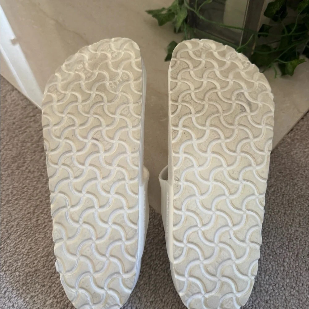 Birkenstock Gizeh White Slide Sandals